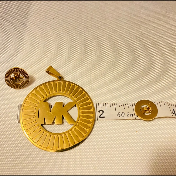 MK Pendant & Earring - Picture 5 of 5